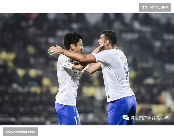 亚冠联赛定位球防守组织 人墙布置与区域盯人配合